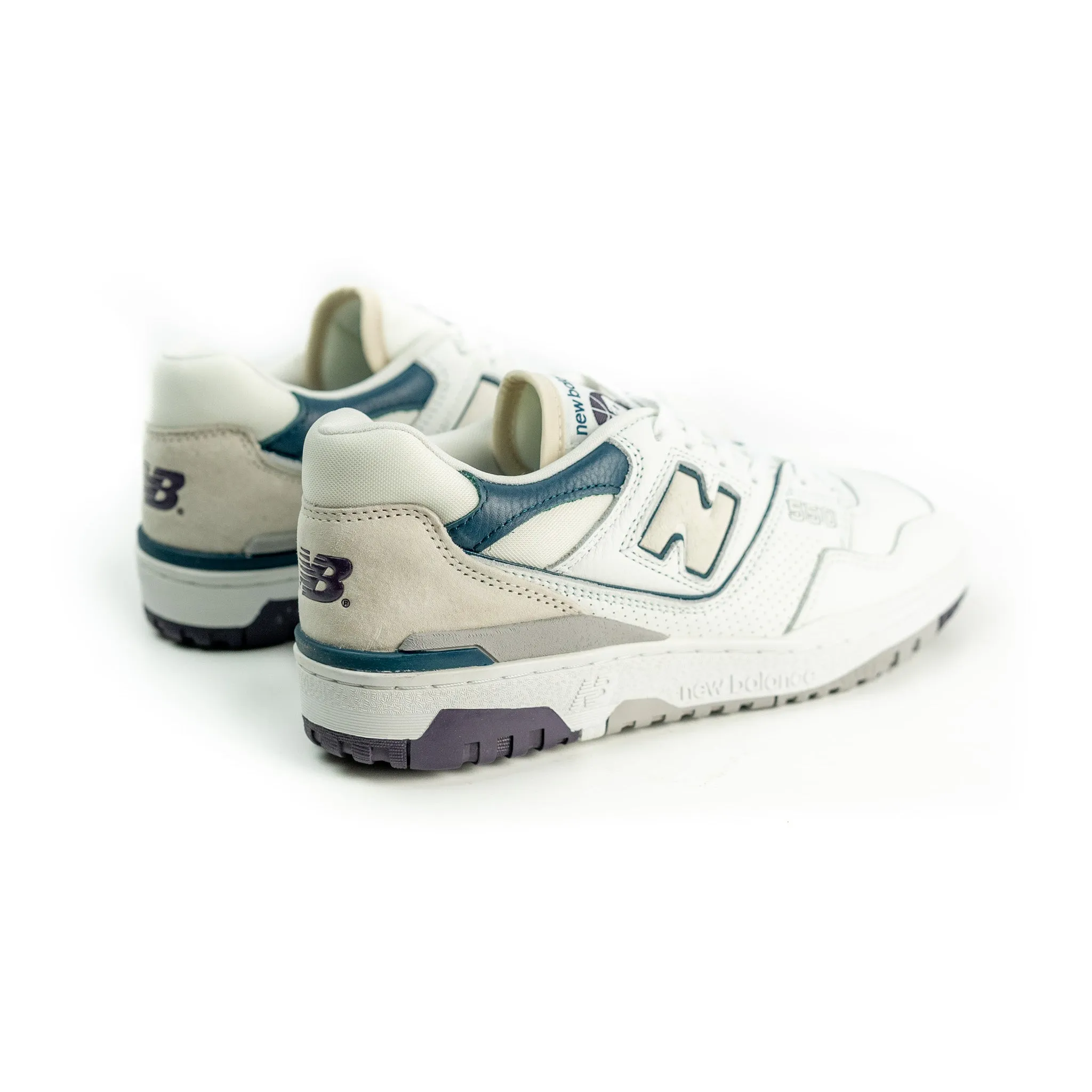 550 WHITE | DARK TEAL