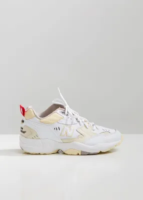 608v1 Sneakers