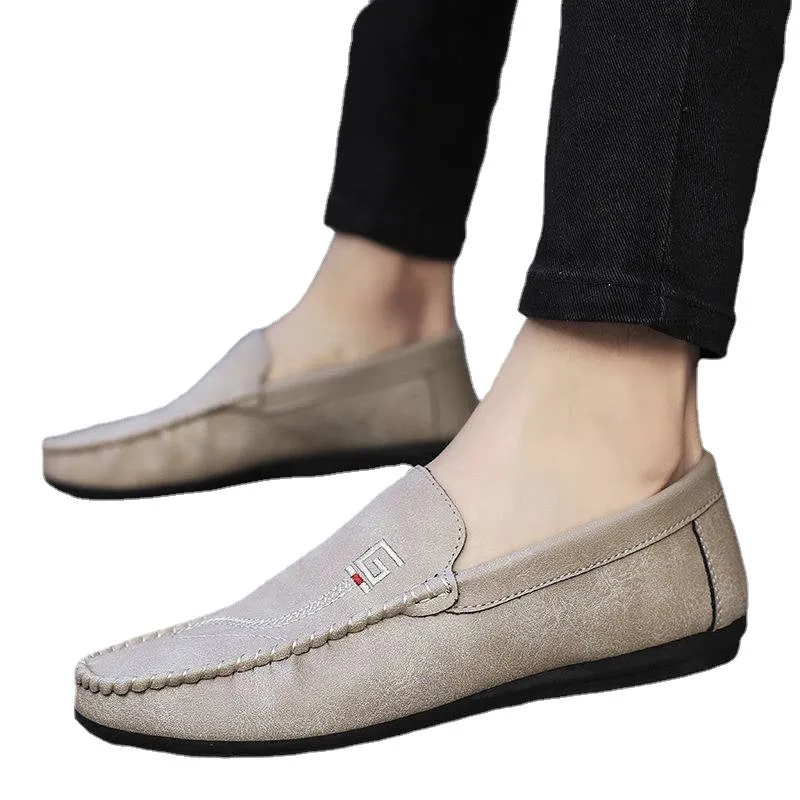 Bean shoes, young men, leisure, lazy people, soft soles, slippery driving, fun shoes, fine guys.