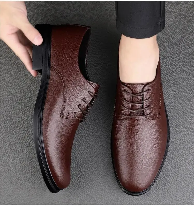 Men's Business Leather Shoes, Classic Oxford Leather Dress Shoes for Men Lace Up Breathable Office Shoes Wedding Footwear Big Size